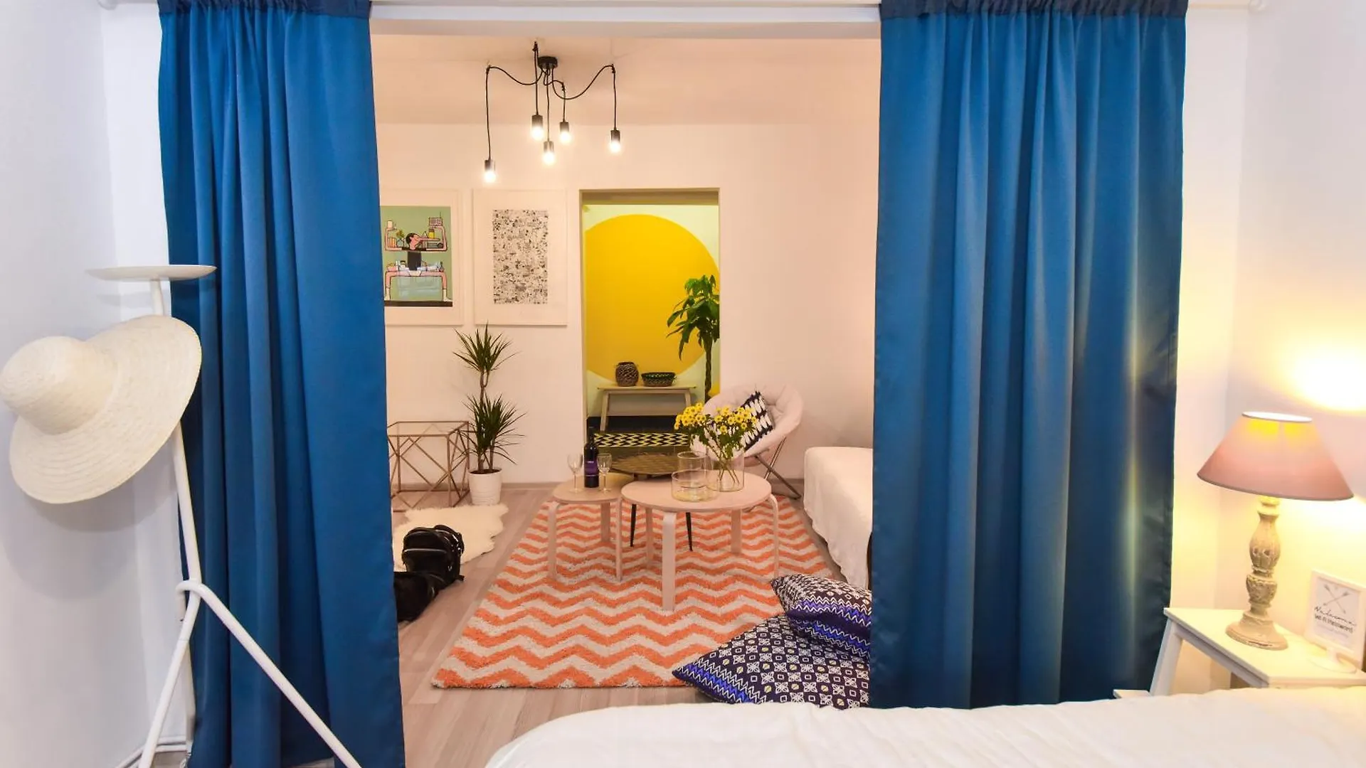 Bohemian Apartment Downtown Bucarest 0*,  Romania