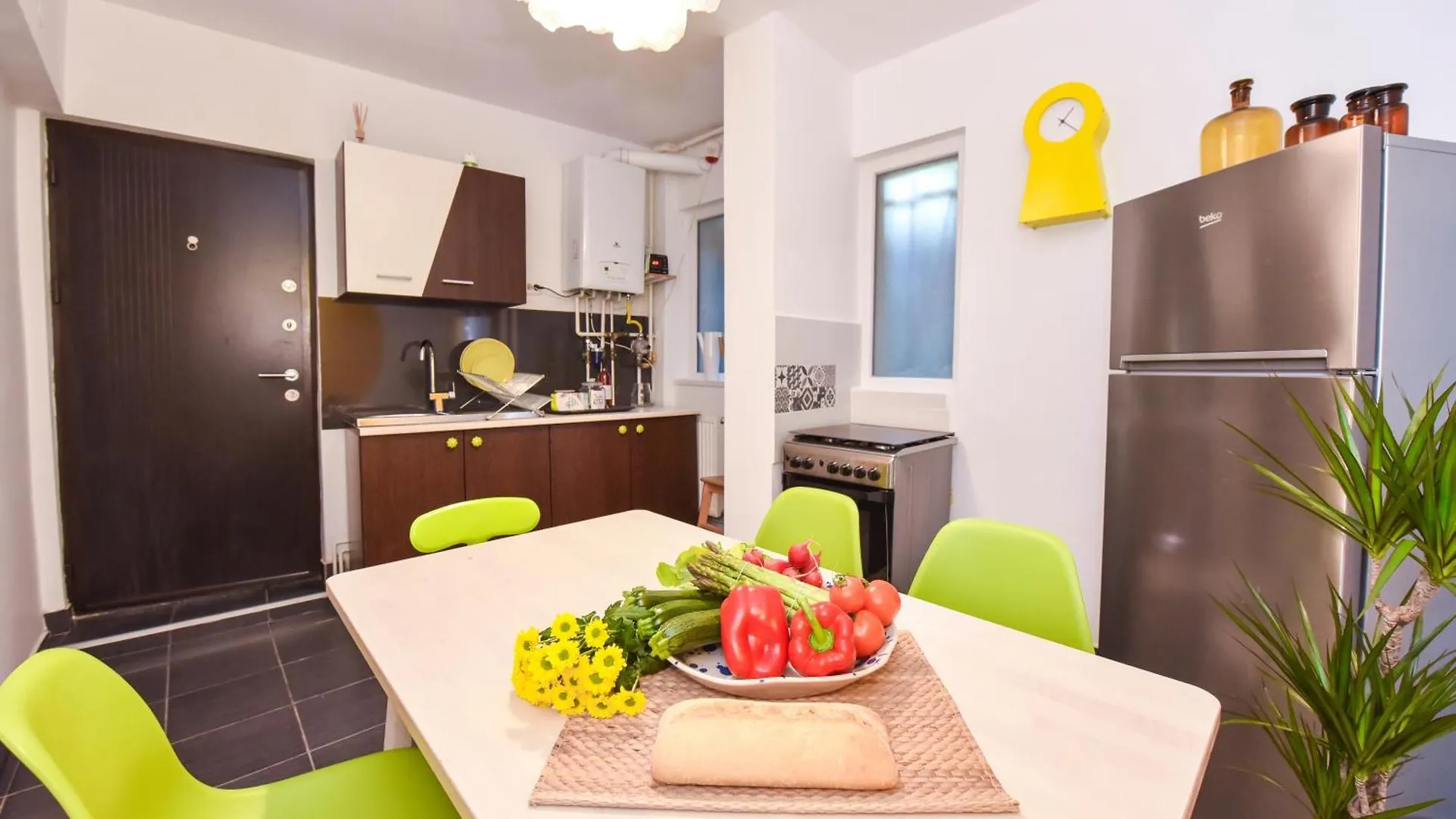 Bohemian Apartment Downtown Bucarest Romania